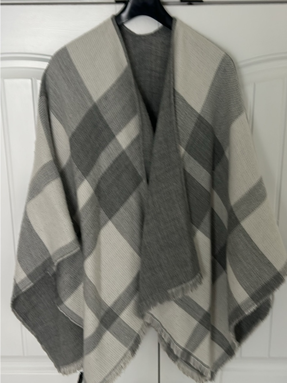 Banana Republic Gray and Cream Plaid Wrap